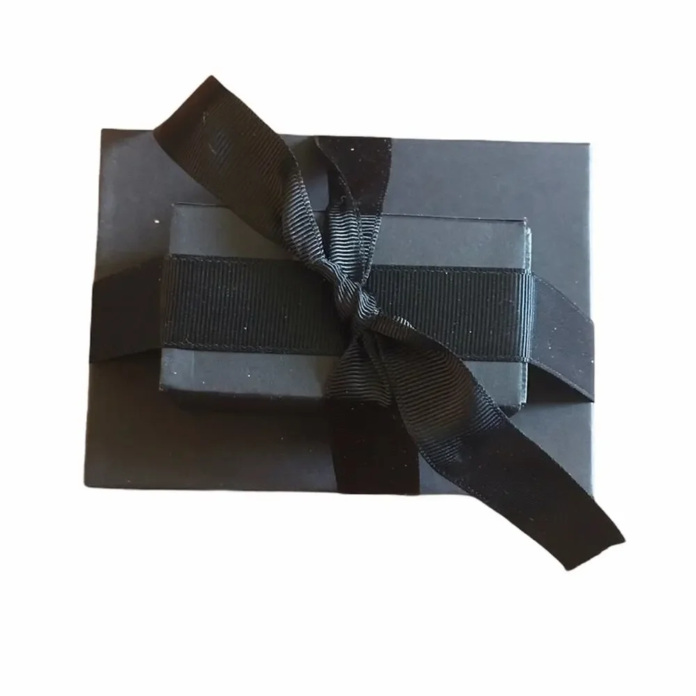 Jos. A. Bank Lemon Cufflinks & Socks Gift Set
